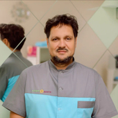 Шестаков Владимир Геннадьевич, трихолог