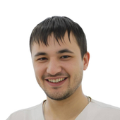 Давыдов Руслан Набиевич, стоматолог-терапевт