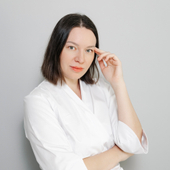 Глушкова (Чазова) Ксения Сергеевна, врач-косметолог