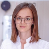 Эрастова Яна Вячеславовна, офтальмолог