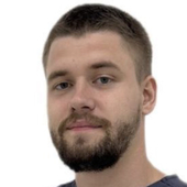 Зверев Данил Олегович, стоматолог-хирург