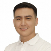 Арыпжанов Азам Адахамович, стоматолог-терапевт