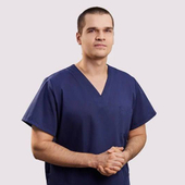 Загреба Николай Витальевич, стоматолог-хирург