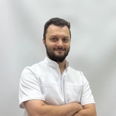 Ломов Антон Дмитриевич, стоматолог-ортопед