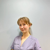 Немовская Елена Сергеевна, стоматолог-терапевт