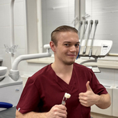 Кобзаренко Иван Александрович, стоматолог-хирург