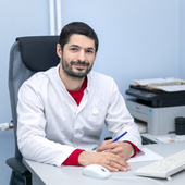 Тазаян Закарик Тамазович, травматолог-ортопед