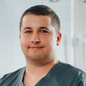 Власов Николай Александрович, стоматолог-хирург