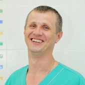 Глисанов Виктор Владимирович, стоматолог-терапевт