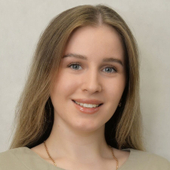 Батаева Кристина Николаевна, стоматолог-терапевт