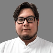 Хайрулин Тимур Эльдарович, стоматолог-ортопед