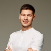 Исаев Сергей Дмитриевич, стоматолог-терапевт