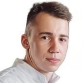 Куропятник Артём Сергеевич, стоматолог-терапевт