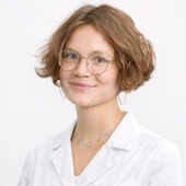 Ушакова Софья Дмитриевна, стоматолог-терапевт