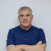 Иванов Иван Петрович, стоматолог-хирург
