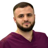 Шихиев Эльмир Захирович, стоматолог-терапевт