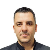 Кедис Игорь Васильевич, стоматолог-хирург