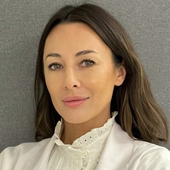 Соколова Олеся Олеговна, косметолог