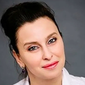 Туманова Наталия Евгеньевна, стоматолог-терапевт