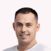 Оленин Максим Юрьевич, имплантолог