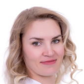 Гурьева Евгения Олеговна, стоматолог-терапевт