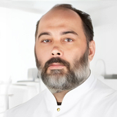 Лазарев Александр Юрьевич, имплантолог