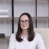 Садова Анастасия Геннадьевна, стоматолог-терапевт