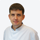 Логинов Евгений Валерьевич, стоматолог-хирург