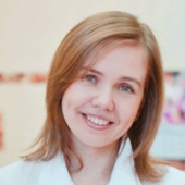 Нестерова Марина Владимировна, стоматолог-терапевт