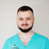 Потапов Дмитрий Сергеевич, стоматолог-терапевт