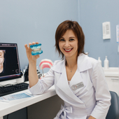 Политова Оксана Александровна, ортодонт