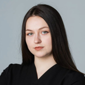 Денисова Виктория Денисовна, стоматолог-терапевт