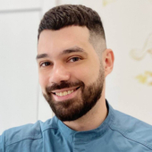 Покровский Илья Викторович, врач-косметолог