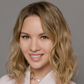 Лесникова Алина Шамилевна, дерматолог