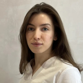 Сластëнова Екатерина Юрьевна, детский стоматолог