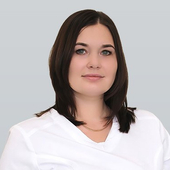 Кормушкина Алена Евгеньевна, стоматолог-терапевт