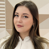 Суркова Анастасия Александровна, стоматолог-хирург