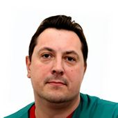 Буренин Олег Александрович, стоматолог-хирург