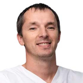 Селезнев Григорий Иванович, стоматолог-терапевт