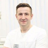 Зубачев Роман Николаевич, стоматолог-терапевт