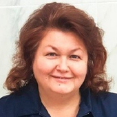 Старцева Елена Юрьевна, стоматолог-терапевт