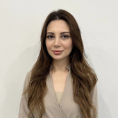 Коротаева Иоланта Зазаевна, стоматолог-терапевт