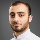 Джумалиев Усманни Жумалиевич, ортодонт