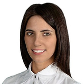 Раянова Регина Радиковна, стоматолог-терапевт