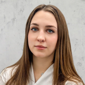 Карташова Елизавета Евгеньевна, стоматолог-терапевт