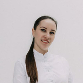 Константинова Надежда Юрьевна, стоматолог-терапевт
