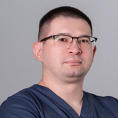 Хисаметдинов Арслан Бухажарович, стоматолог-терапевт