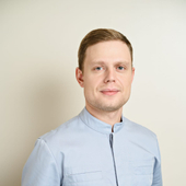 Васильев Павел Александрович, стоматолог-хирург