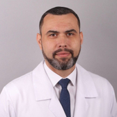 Степанов Александр Геннадьевич, стоматолог-хирург