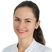 Рябова Алина Евгеньевна, офтальмолог